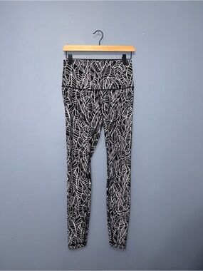 Lululemon | Black Printed Leggings